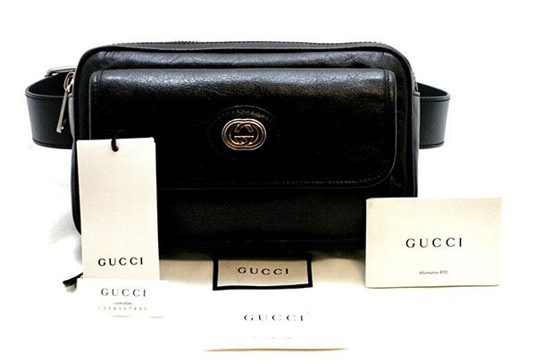 Gucci - Black Leather Logo Belt Bag