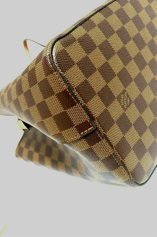 Authentic Louis Vuitton Damier Azur NeoNoe MM Bag