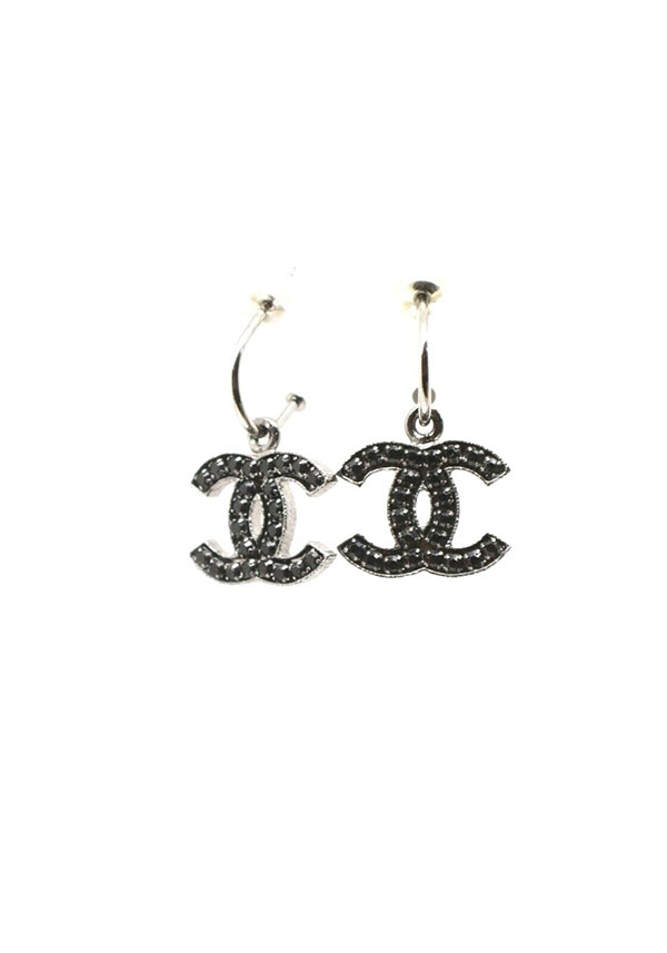 Chanel Black and White Enamel CC Logo Earrings  Madison Avenue Couture