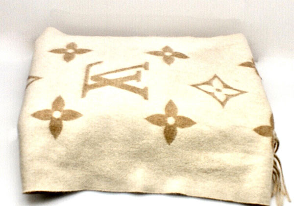 Louis Vuitton Monogram Wool Blanket with Box