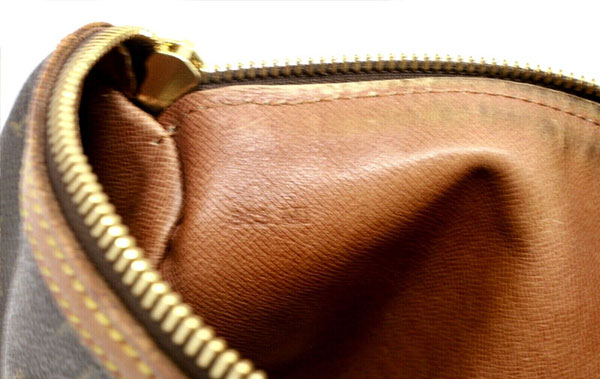 Louis Vuitton Vintage Authentic Monogram Shoulder Bag Nile MM 2012 For Sale  at 1stDibs  authentic vintage louis vuitton, sell vintage louis vuitton  bag, louis vuitton shoulder bags 2012