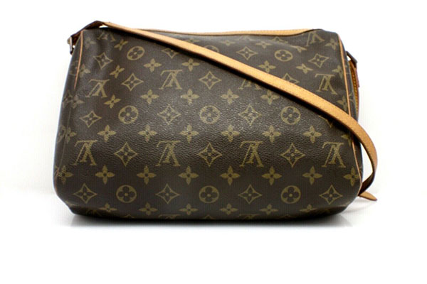 Louis Vuitton Monogram Pouch Shoulder Handbag - GemandLoan
